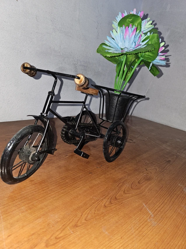Antique decorative metal cycle flower pot