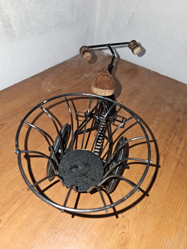 Antique decorative metal cycle flower pot