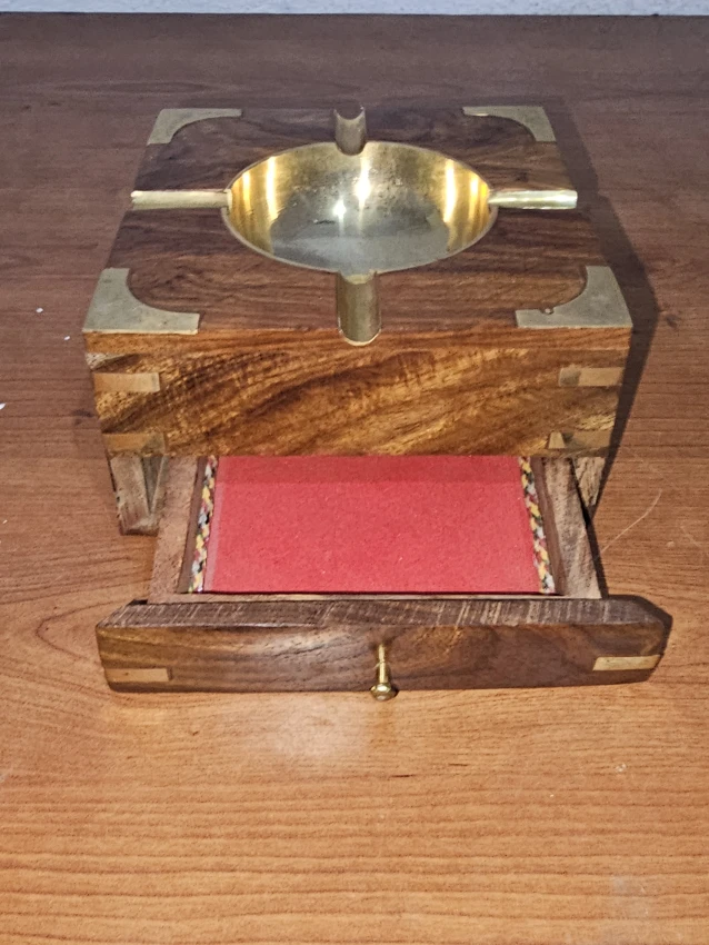 Wooden Drawer Beautiful Ashtray For Cigarette Desktop